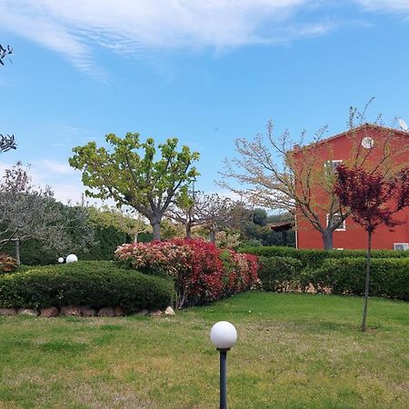 Villa Mariellie Néa Péramos Екстериор снимка