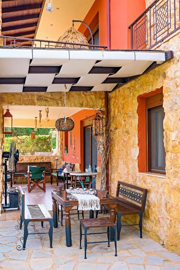Villa Mariellie Néa Péramos Екстериор снимка