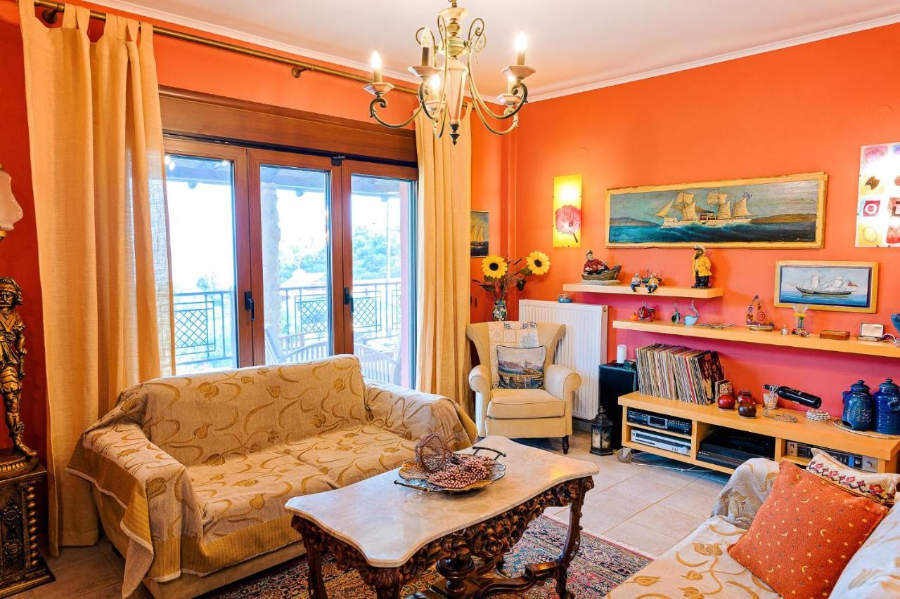 Villa Mariellie Néa Péramos Екстериор снимка