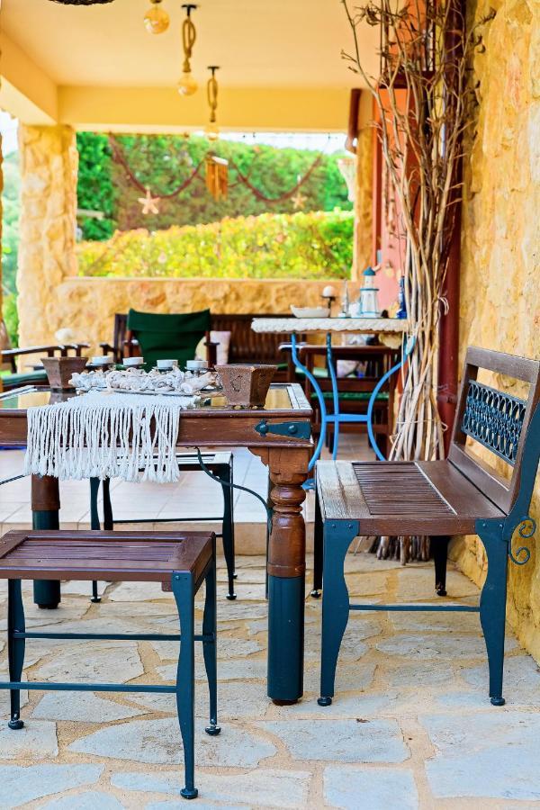 Villa Mariellie Néa Péramos Екстериор снимка
