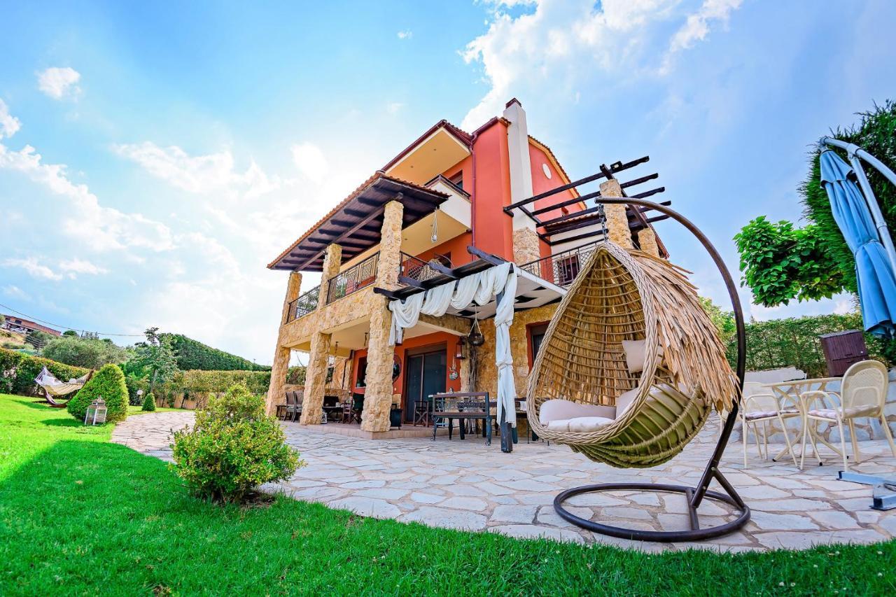 Villa Mariellie Néa Péramos Екстериор снимка