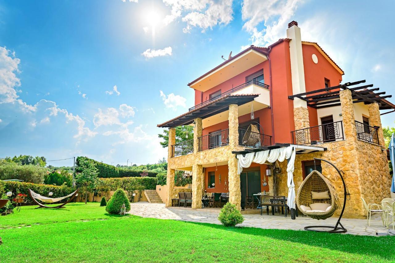 Villa Mariellie Néa Péramos Екстериор снимка