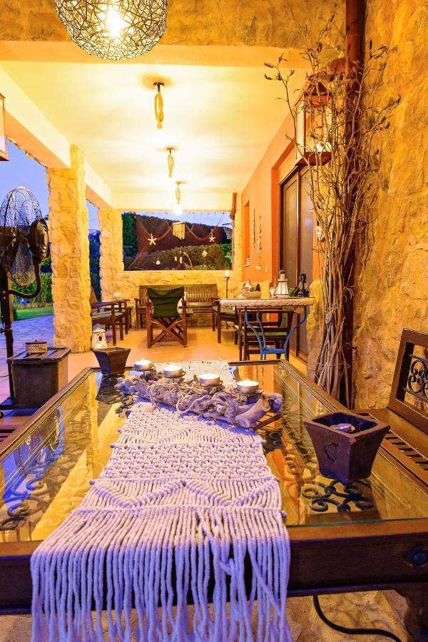 Villa Mariellie Néa Péramos Екстериор снимка